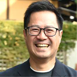 山川　庄士